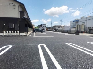 嬉しい平置き駐車場です!2台付き。 駐車場